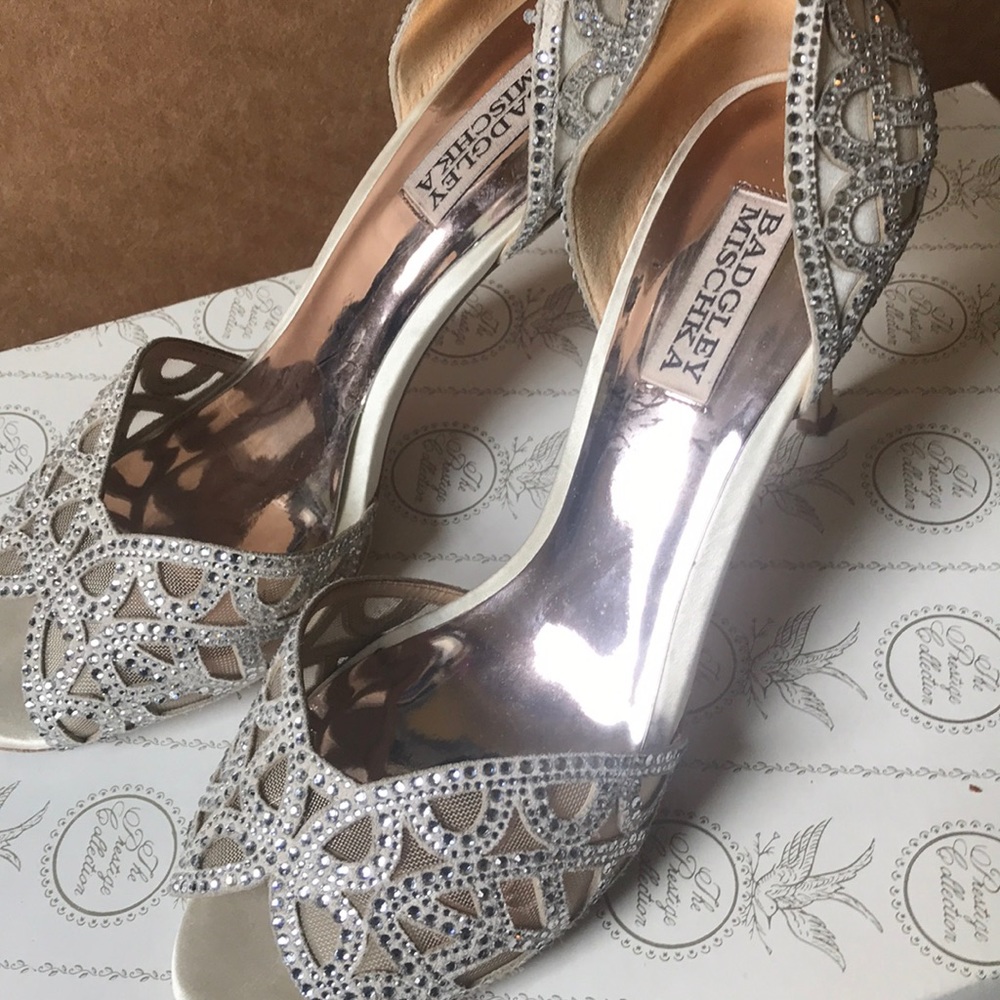Badgley Mischia Ivory heels